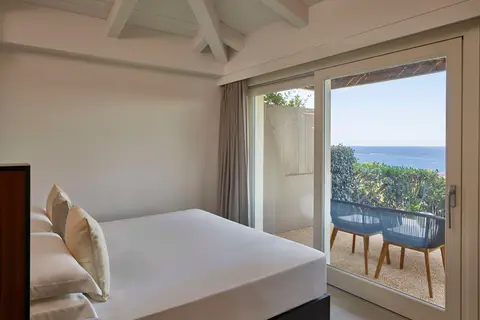 Baia di Chia Resort Sardinia, Curio Collection by Hilton in Domus de Maria — foto 25