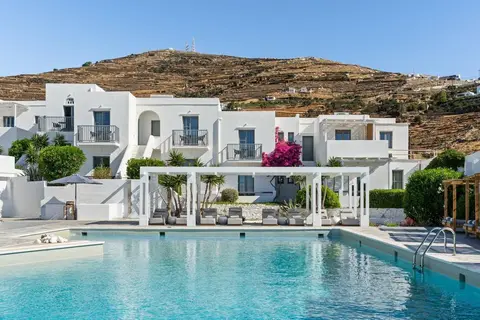 Mr & Mrs White Tinos in Άγιος Ιωάννης — foto 3