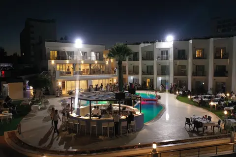 Mimoza Beach Hotel in Gazimağusa — foto 5