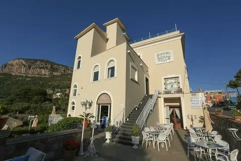 Hotel Royal Hills in Piano Di Sorrento — foto 23