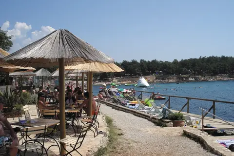 Camping Bijela Uvala in Funtana — foto 11