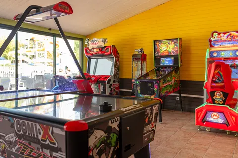 Camping Château De Fonrives foto 3