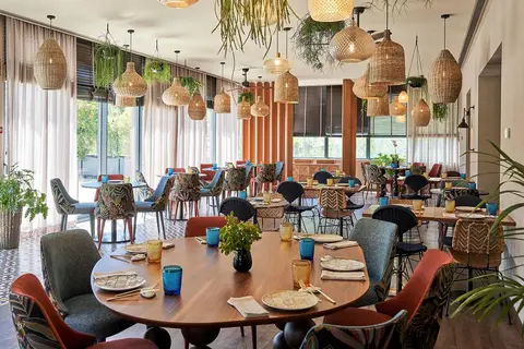 Hotel Acores Lisboa in Almada