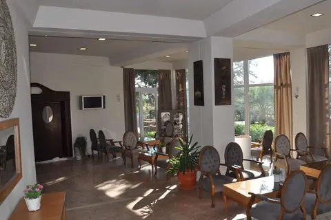 Hotel Sempati in Lapta — foto 27