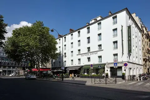 Hotel Tourisme Avenue in Parijs