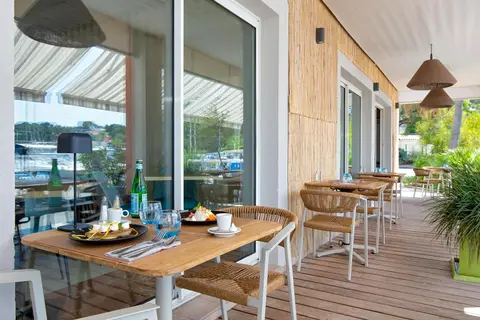 Best Western Plus Hôtel La Marina in Saint-Raphaël — foto 7