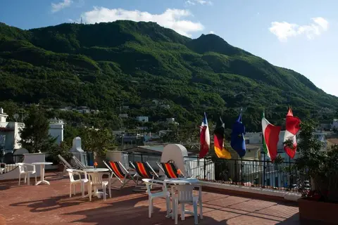Hotel Casa Di Meglio in Casamicciola Terme — foto 8