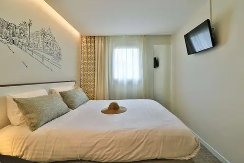 Hotel Du Pin in Nice — foto 4