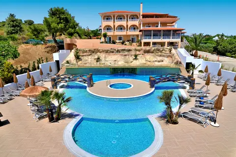 Grand Beach Hotel in Λιμενάρια — foto 7