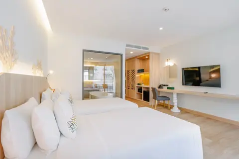 Phuket Emerald Beach Resort in ตำบลกะรน — foto 3