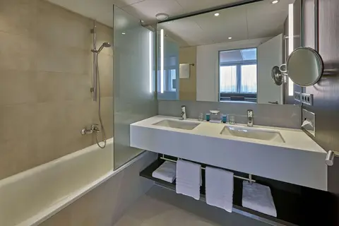 Hotel Park Inn by Radisson Berlin Alexanderplatz in Berlijn — foto 15