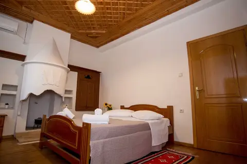 Kalemi in Gjirokastër, foto 15