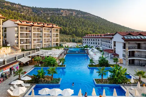 Ramada Resort by Wyndham Akbuk in Didim