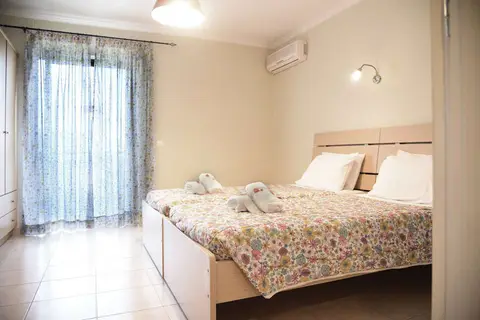 Spyridoula Apartments in Γουβιά — foto 3