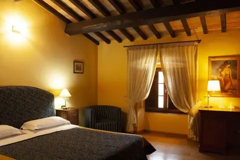 Hotel Castello di Baccaresca in Sigillo — foto 14