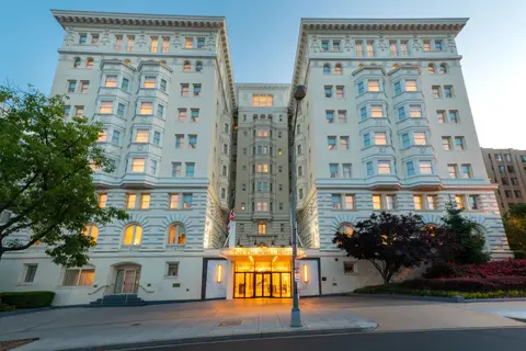 The Churchill Hotel Near Embassy Row in Washington D.C. — foto 2
