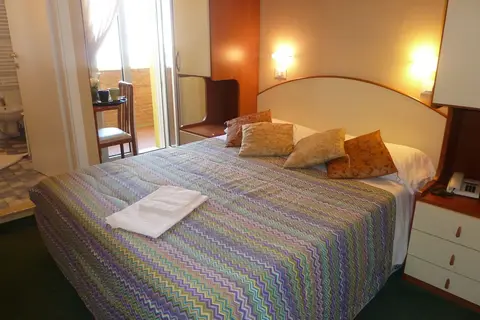 Hotel Crosal in Rome — foto 18