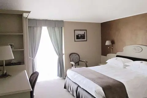Hotel Villa Paradiso in Meina — foto 10