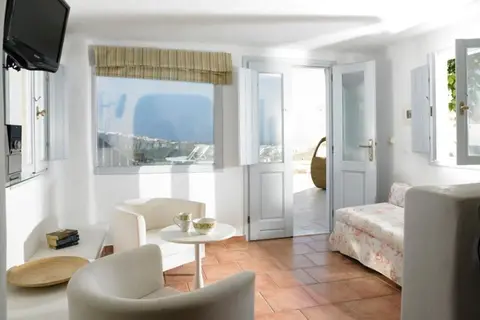Suites Of The Gods in Hemera Holiday Home villa on Santorini, foto 2