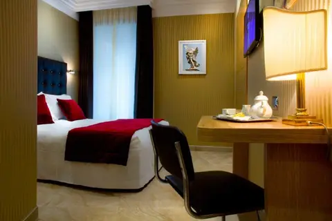The Marcella Royal Hotel - Rooftop Garden in Rome — foto 6