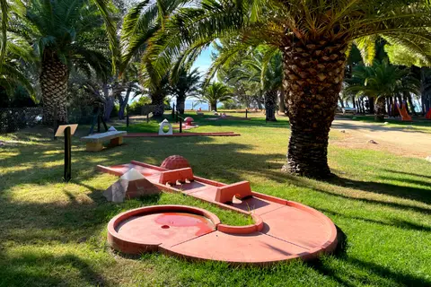 El Templo Del Sol in Vandellòs i l'Hospitalet de l'Infant — foto 8