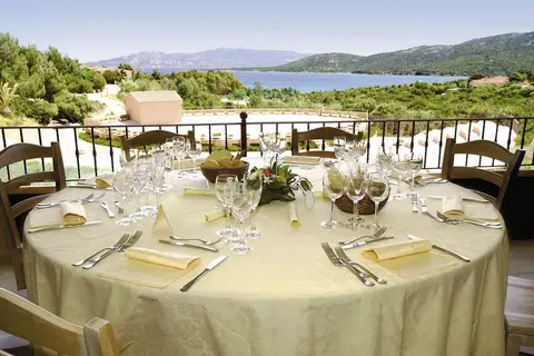 Cala di Lepre Park Hotel & Spa in Lu Palau/Palau — foto 15