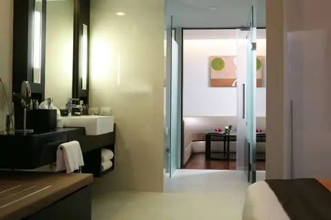 Radisson Suites Bangkok Sukhumvit in Bangkok — foto 15