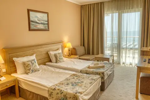 DIT Evrika Beach Club Hotel in Несебър — foto 30
