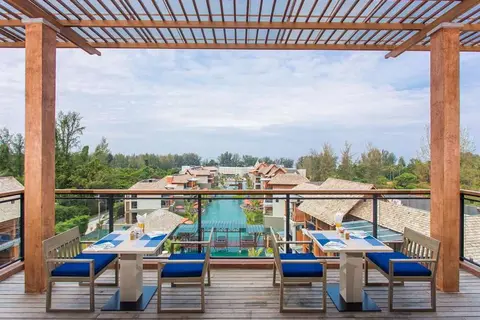 Mai Holiday by Mai Khao Lak in คึกคัก — foto 8