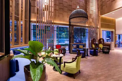Outrigger Surin Beach Resort in ตำบลเชิงทะเล — foto 24
