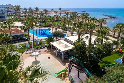 Aquamare Beach Hotel & Spa in Γεροσκήπου — foto 11