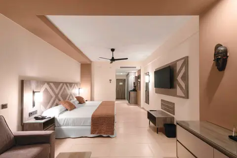 Riu Baobab in Communauté rurale de Malicounda — foto 3