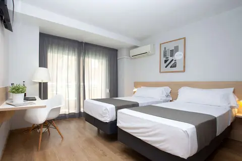 Hotel Rooms Ciencias in Valencia — foto 2