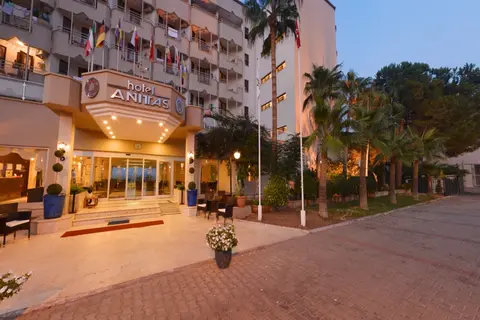Anitas Beach Hotel in Alaşehir — foto 10