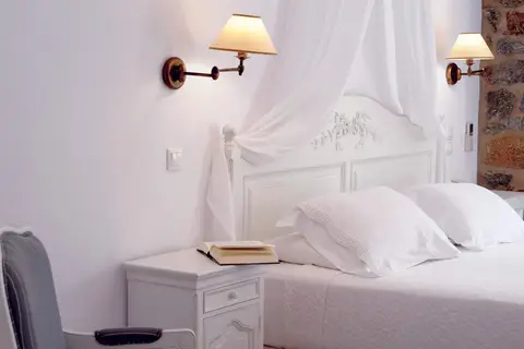 Kamari Hotel in Πλατύς Γιαλός — foto 25