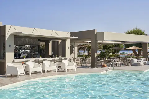 Atlantica Amalthia Beach Hotel in Agia Marina — foto 14