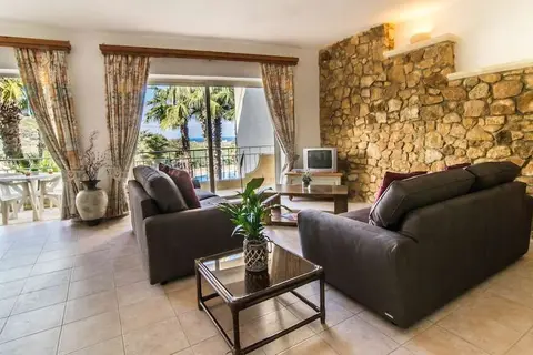 Ta Frenc Apartments in Ghasri — foto 7