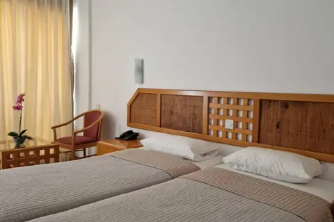 Navarria Hotel in Λεμεσός — foto 22