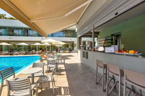 White Olive Premium Laganas in Δημοτική Ενότητα Λαγανά — foto 28