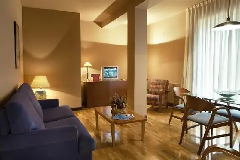 Aparthotel Campus in Oviedo — foto 22