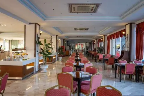 Pine House Hotel in Kemer — foto 6
