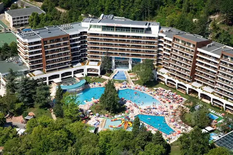Flamingo Grand Hotel & Spa in Оброчище — foto 14