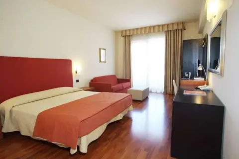 Hotel Cristallo in Bastia Umbra — foto 5