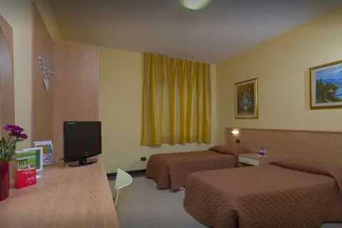 Ayri Hotel in Medesano, foto 21