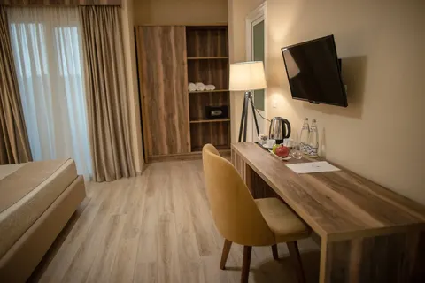 Marbella Beach Hotel in Golem — foto 9