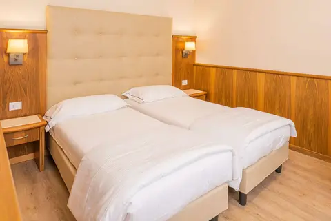 Hotel Centrale Garda in Garda, foto 17