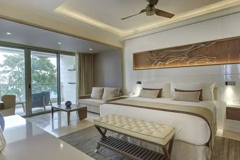Royalton Negril in Point Village Road — foto 4