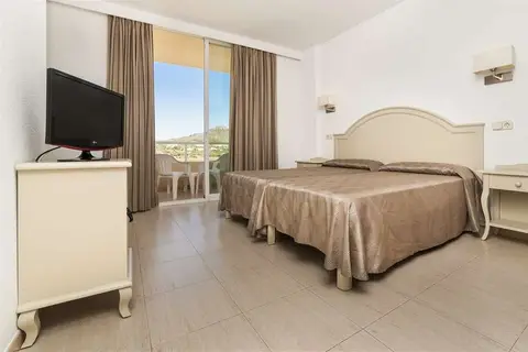 Garbi Cala Millor in Sant Llorenç des Cardassar — foto 4