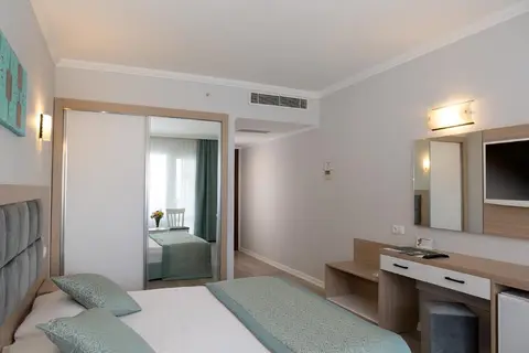 Adonis Hotel in Muratpaşa — foto 23