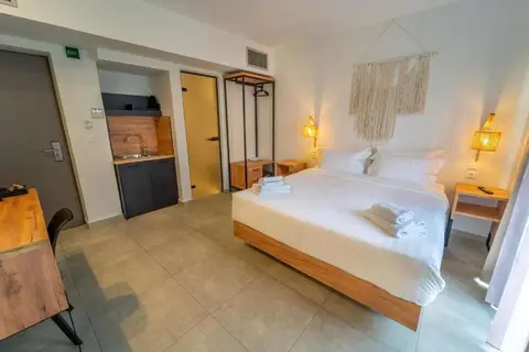 Niso Skiathos in Σκιάθος — foto 16